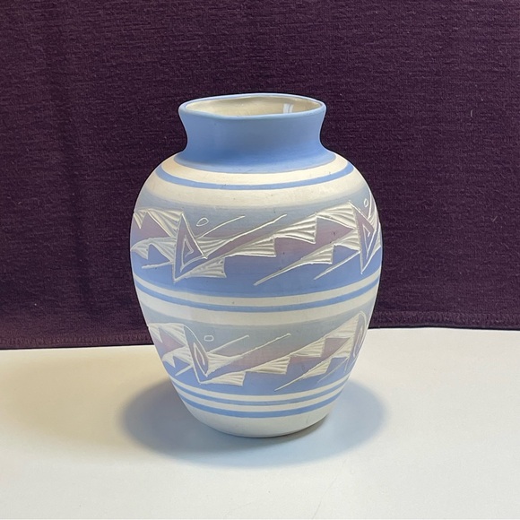 Southwest Navajo Pottery Vaze Signed by the Artist 6.5" - Picture 11 of 11
